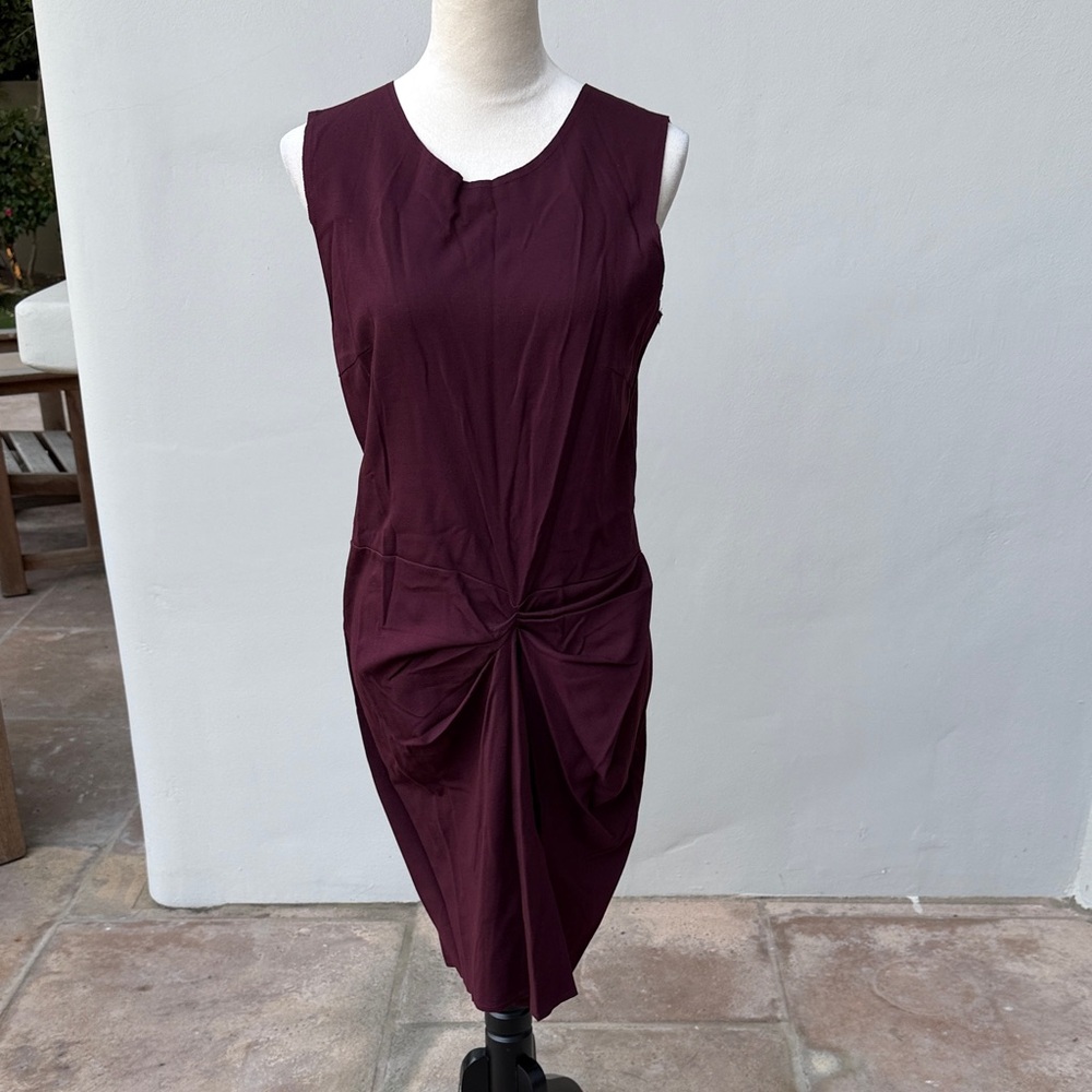 D-EXTERIOR Cranberry Burgundy Sleeveless Dress to Knees Gathered Detail Med